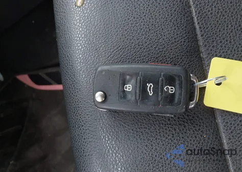 2011 Volkswagen Jetta 2.5L Sel from USA, damaged, VIN 3VWLX7AJ8BM348523